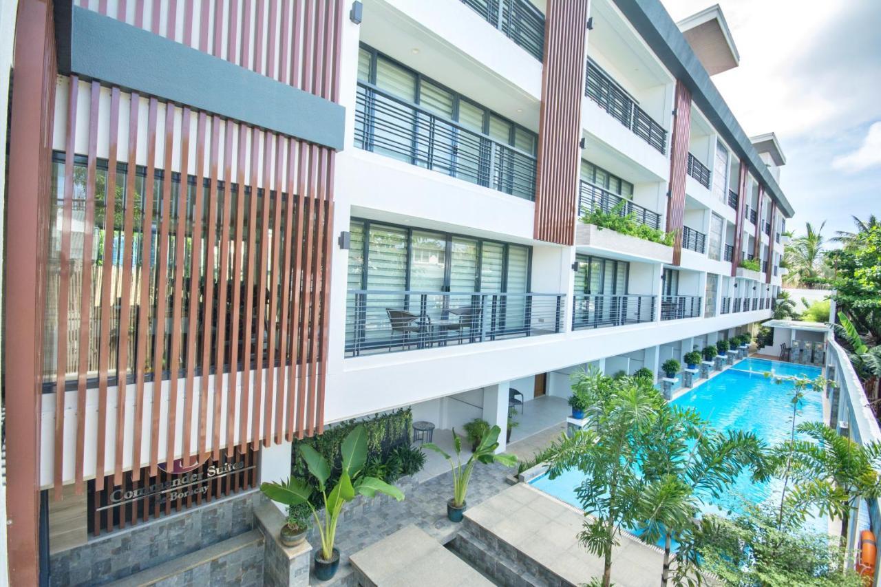 คอมแมนเดอร์ สวีท เดอ โบราไกย์ Hotel Manoc-Manoc ภายนอก รูปภาพ